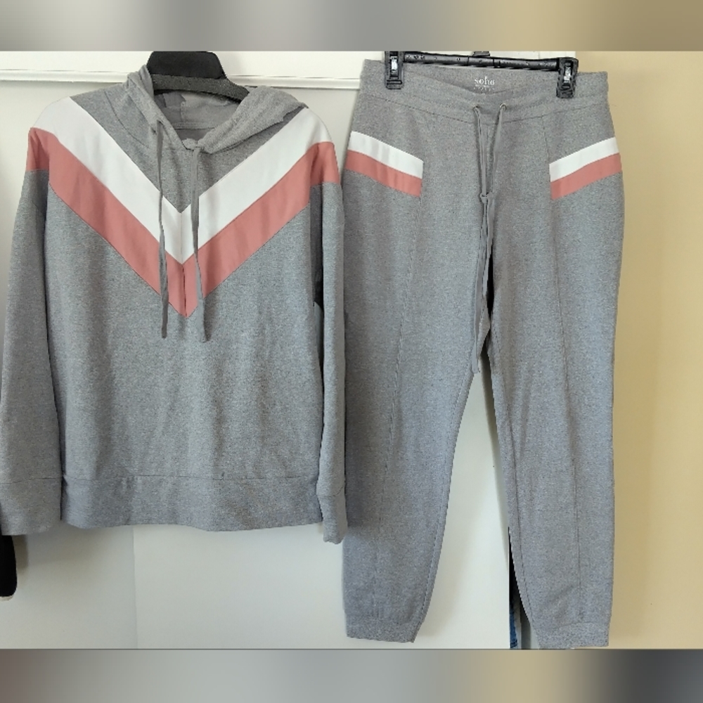 NY&Co Tracksuit